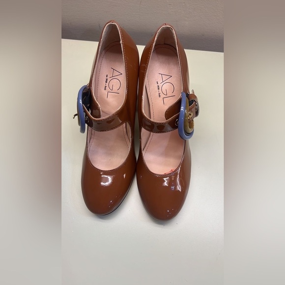 AGL MADE IN ITALY LEATHER Brown Heeled Pumps with Strap and Buckle - Picture 2 of 4